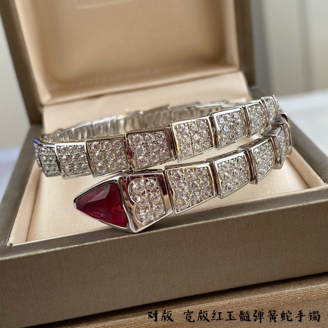 ​18K 하이엔드 미러급 불가리 세르펜티 팔찌 (구성품 풀박스)