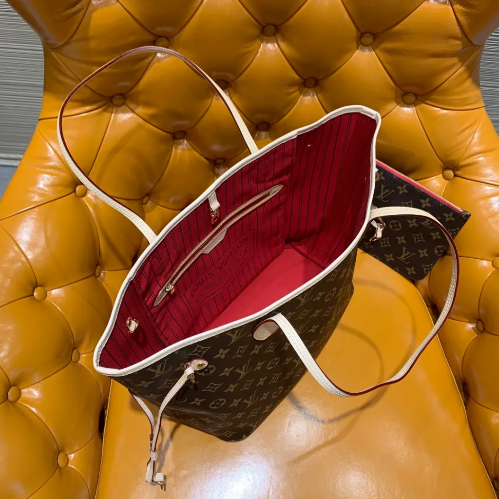 루이비통 네버풀 MM 모노그램 (쎄리즈 레드)