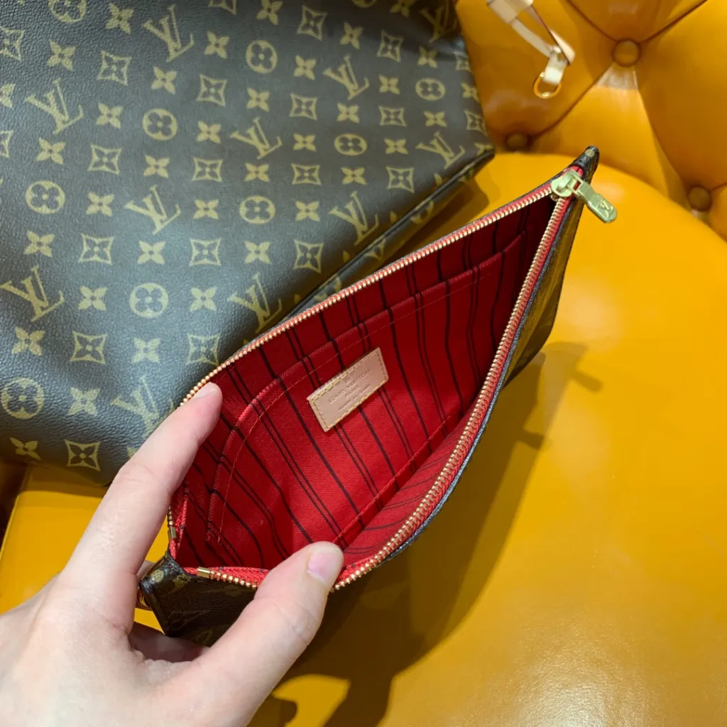 루이비통 네버풀 MM 모노그램 (쎄리즈 레드)