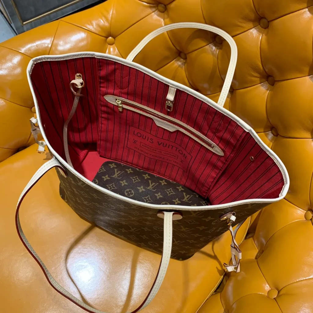 루이비통 네버풀 MM 모노그램 (쎄리즈 레드)