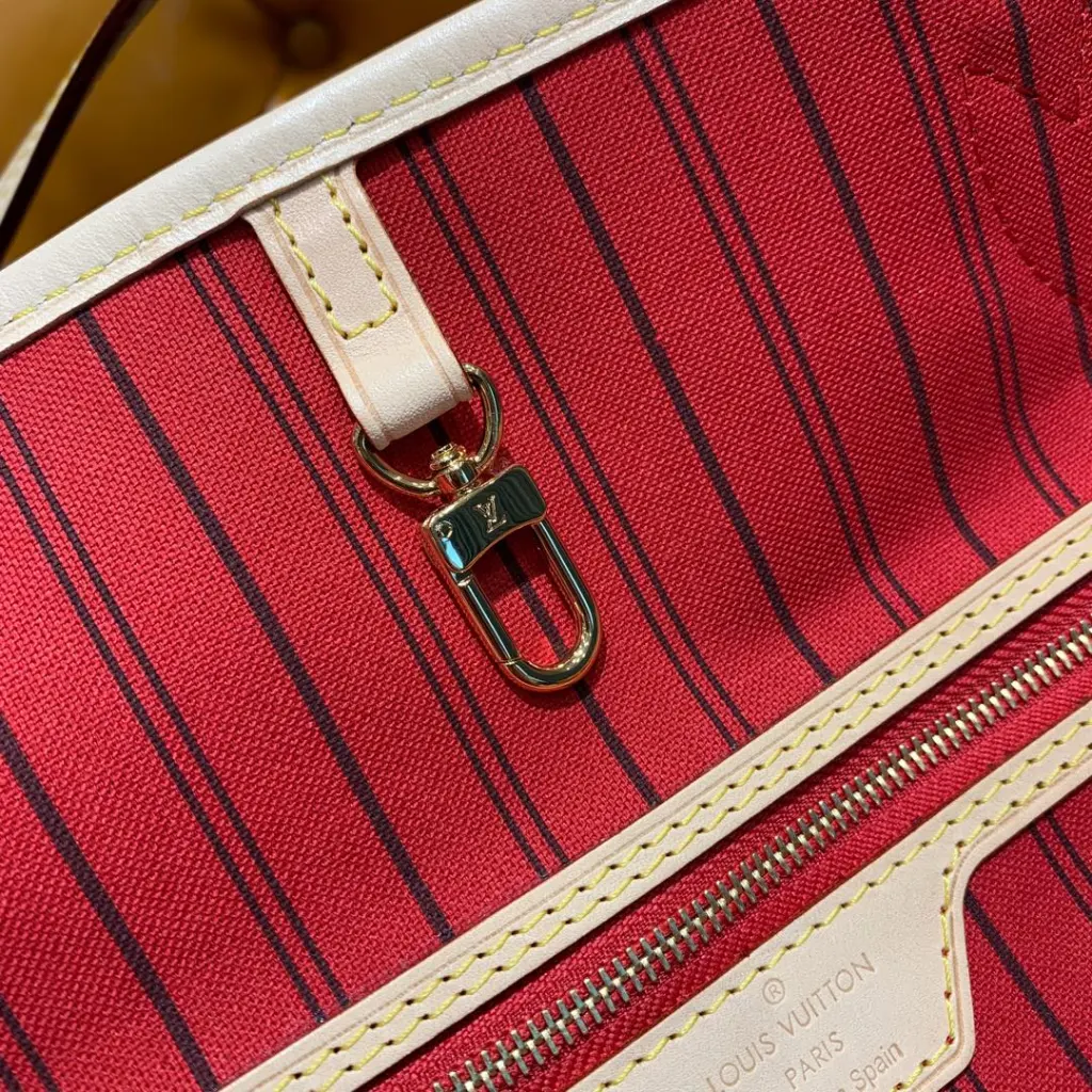 루이비통 네버풀 MM 모노그램 (쎄리즈 레드)