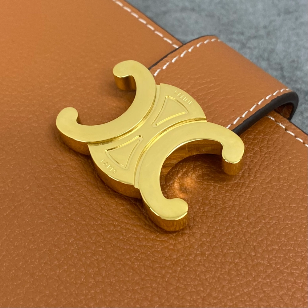 셀린느 미디엄 니노 스트랩 지갑 탠