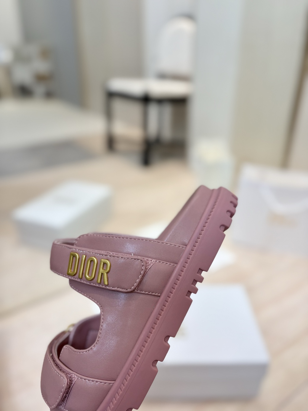 디올 DIORACT 뮬