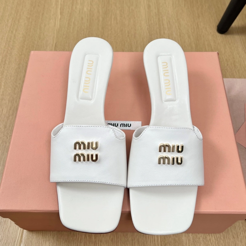 미우미우 레터링 뮬 힐 5cm