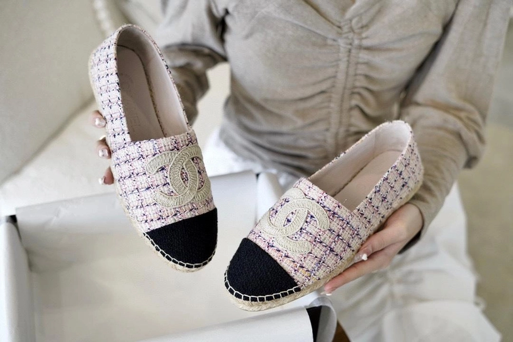 샤넬 트위드 CC Espadrille 핑크 블랙