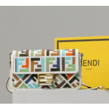 (국내배송) 펜디 바게트백