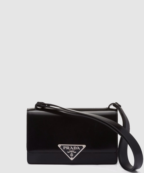 프라다 엠블럼 브러쉬드 레더 숄더백 1BD321