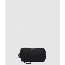 프라다 브러쉬드 가죽 파우치 2NE063
