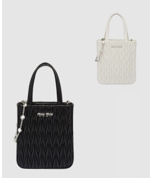 미우미우 마테라쎄 크리스탈 숄더백 5BA220