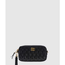 미우미우 마테라쎄 파우치 5NE846