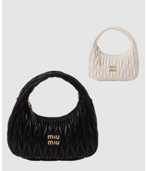 미우미우 완더 마테라쎄 나파 호보 숄더백 5BC153