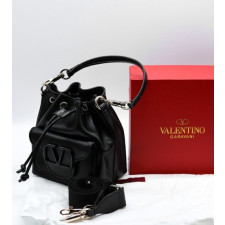(국내배송) 발렌티노 VALENTINO 로코 버킷백