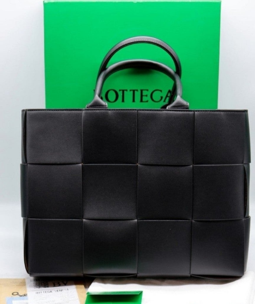 (국내배송) 보테가베네타 BV신상 아르코 빅 라지 포리지