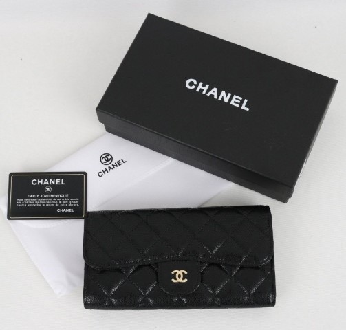 (국내배송) 샤넬 클래식 플랩 똑딱이 장지갑