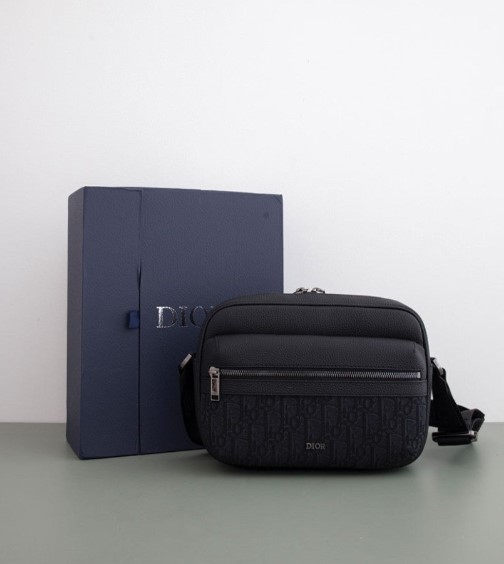 (국내배송) 디올 남성 라이더 지퍼 메신저 숄더백