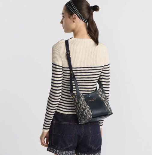 (국내배송) 디올 Signature 스몰 버킷백