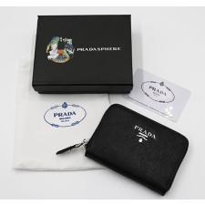 (국내배송) 프라다 사피아노 메탈로고 레더 동전지갑