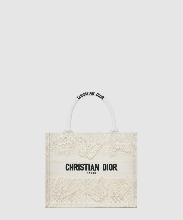 디올 북토트백 스몰 화이트 D 레이스 버터플라이 마크라메 이펙트