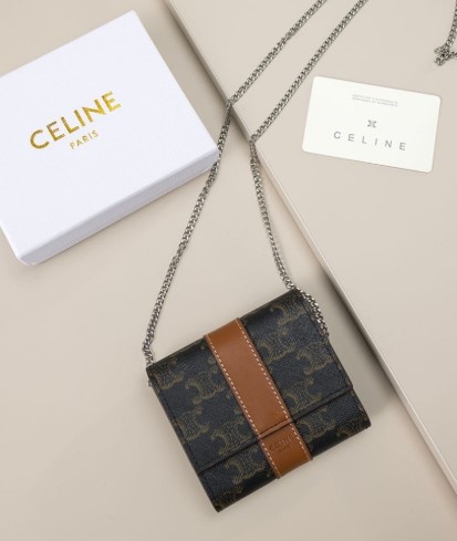 (국내배송) 셀린느 스몰 3단지갑 체인 스트랩
