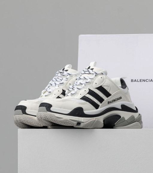 (국내배송) 발렌시아가 x 아디다 트리플 S 스니커즈