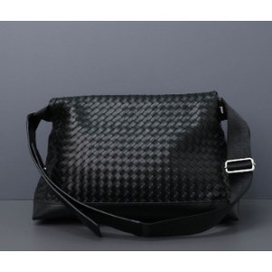 (국내배송) 보테가베네타 인트레치아토 위핑 매신저 백