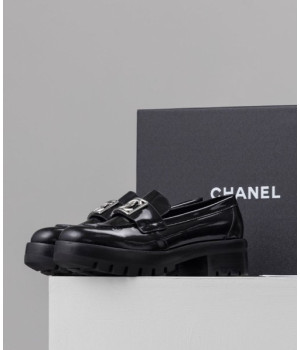 (국내배송) 샤넬 로퍼 카프스킨, 메탈 블랙 G45156