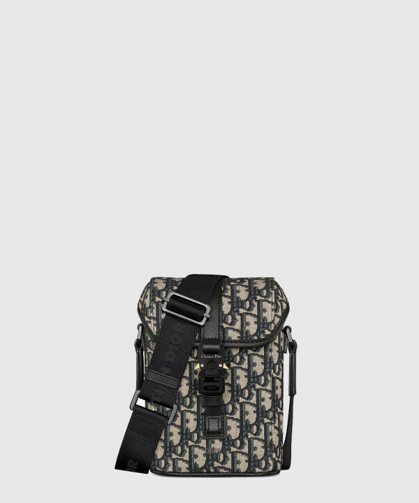 디올 힛 더 로드 플랩 버티컬 스트랩백 2HTCA