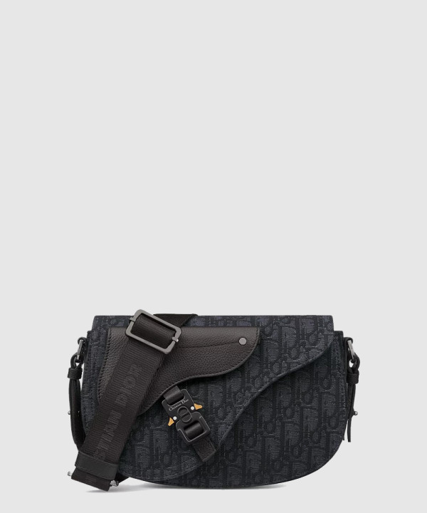 디올 새들 스트랩백 1ADPO