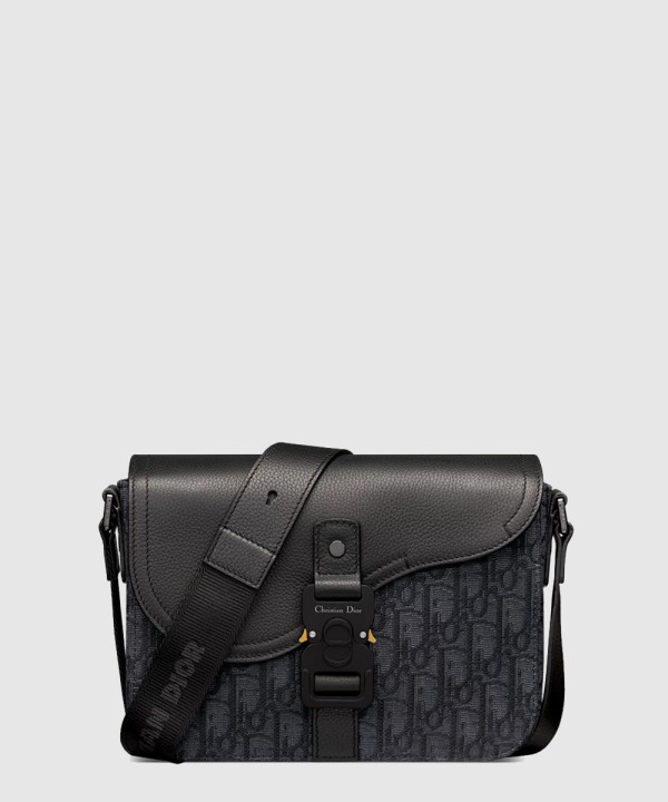 디올 새들 스몰 스트랩백 1ADPO