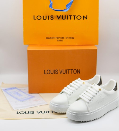 (국내배송) 루이비통 여자 타임아웃 스니커즈