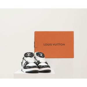 (국내배송) 루이비통 LV 트레이너 모노그램 데님 스니커즈