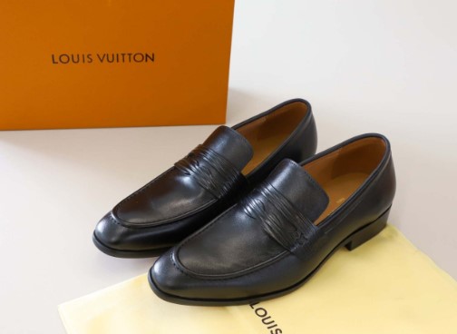 (국내배송) 루이비통  LV 로고 켄싱턴 로퍼