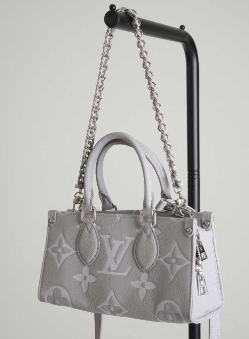 (국내배송) 루이비통 앙프렝뜨 온더고 이스트 웨스트 그레이