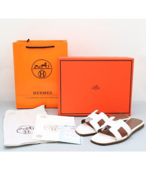 (국내배송) 에르메스 H 오란 샌들 (화이트)