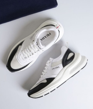 (국내배송) 프라다 스웨이드 매쉬 이니셜 오버솔 스니커즈