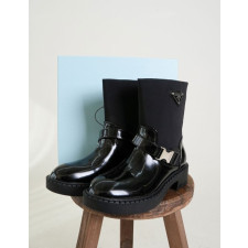 (국내배송) 프라다 브러쉬드 레더 버클 부츠