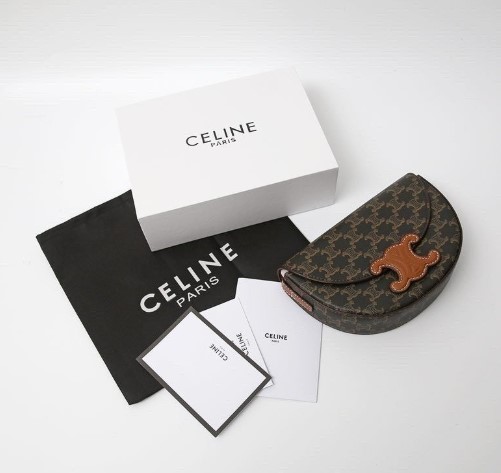 (국내배송) 셀린느 퀴르 트리옹프 베사체