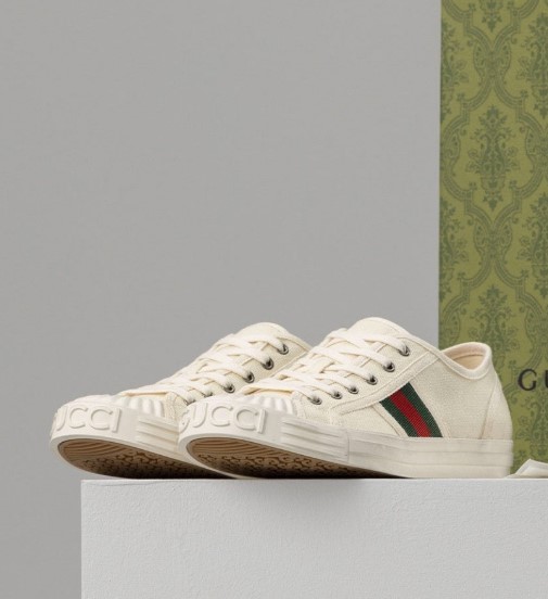 (국내배송) 구찌 웹(WEB) 디테일 스니커즈