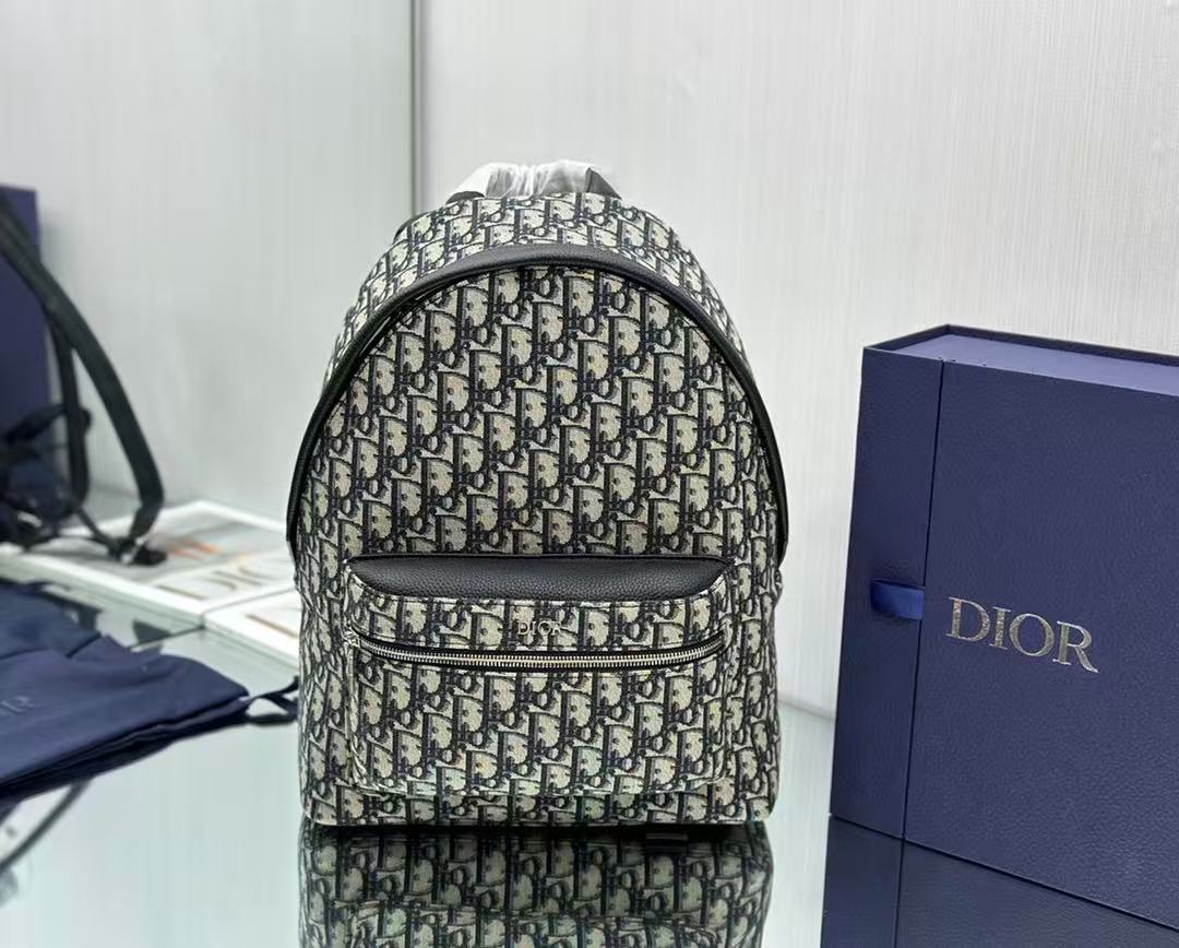 박*훈님 디올 라이더 백팩 검품 및 출고