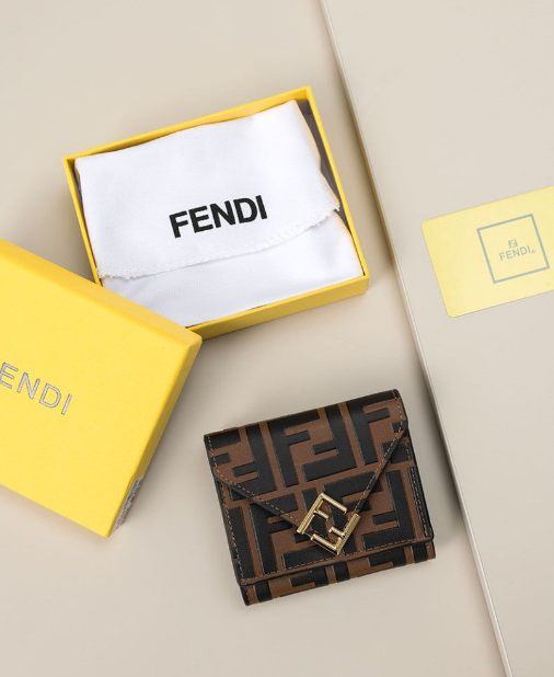 (국내배송) 펜디 FF 다이아몬드 지갑