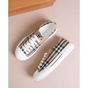 (국내배송) 버버리 빈티지 체크 로우탑 스니커즈