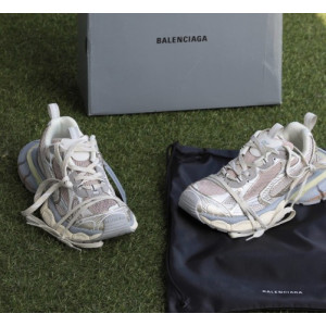 (국내배송) 발렌시아가 3XL 스니커즈