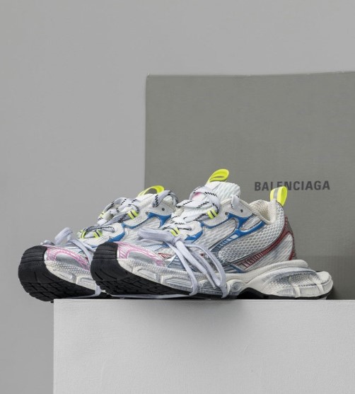 (국내배송) 발렌시아가 3Xl 멀티 스니커즈