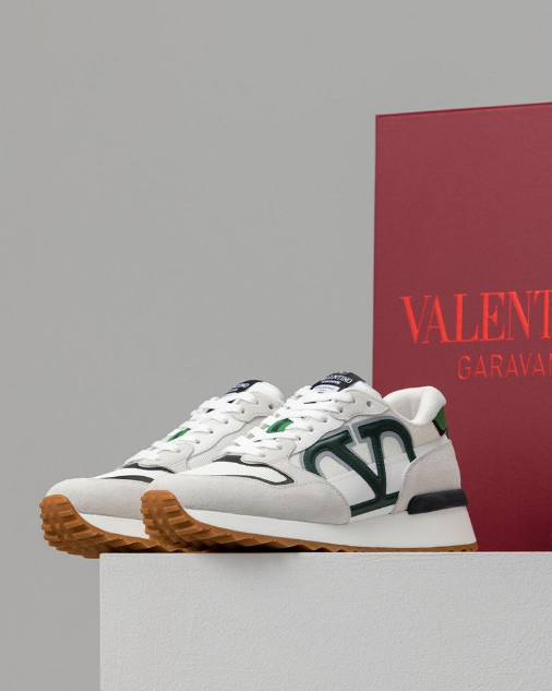 (국내배송) 발렌티노 Vlogo 페이스 로우탑 스니커즈