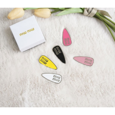 (국내배송) 미우미우 레터링로고 에폭시 헤어핀