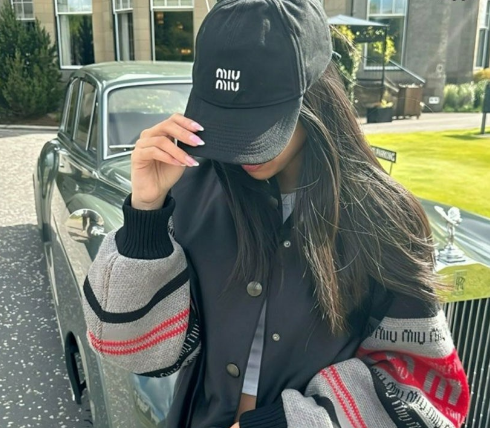 (국내배송) 미우미우 베이직로고 로프 볼캡