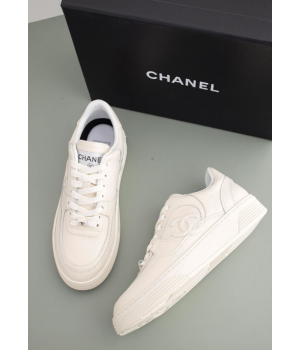 (국내배송) 샤넬 스니커즈 카프스킨 & 화이트