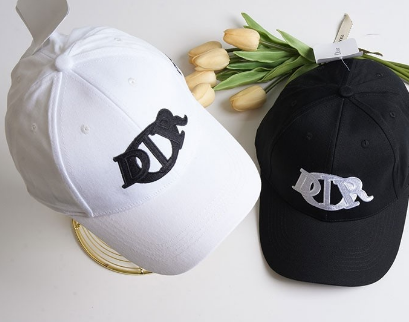 (국내배송) 디올 레터링 자수 볼캡