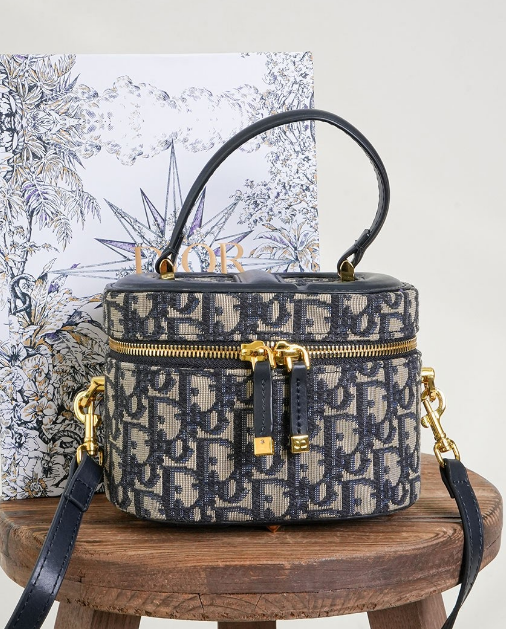 (국내배송) 디올 CD 시그니처 베니티 케이스 스몰 백