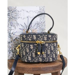 (국내배송) 디올 CD 시그니처 베니티 케이스 스몰 백